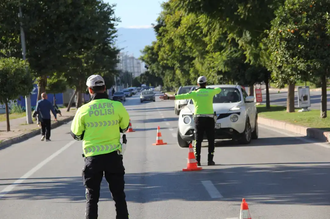 Antalya’da 1 Haftada 60 Bin Araç Mercek Altında 2